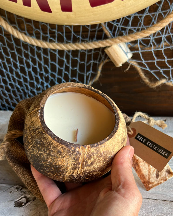 Tropical Coconut Candle in Reclaimed Coconut Shell - Image 3