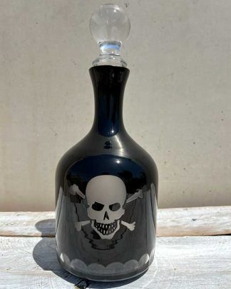 BLACK SKULL GLASS DECANTER